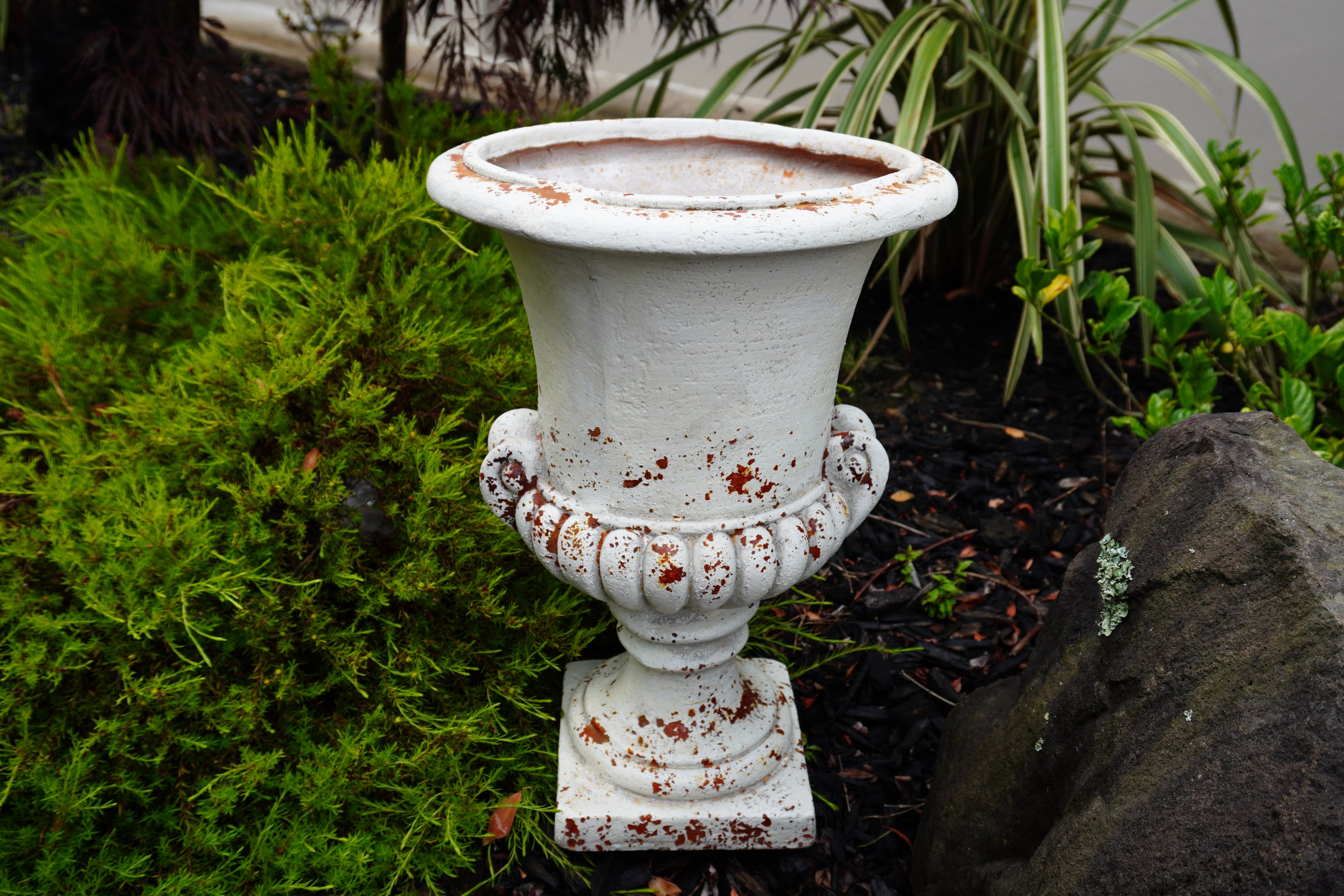 Classic Medici Urn
