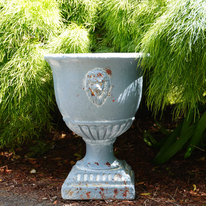 Lion Crest Medici Urn