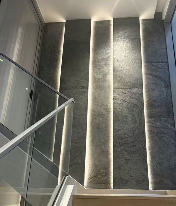 Natural Stone Veneer Staircase Feature – Residential 